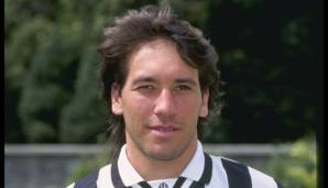 Raffaele Ametrano (Udinese Calcio). Ein klassischer Wandervogel. War in seiner Karriere insgesamt für 14 Klubs aktiv, für die er in der ersten, zweiten und dritten italienischen Liga über 300 Spiele bestritt.