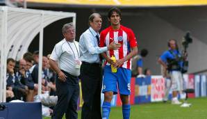 Trainer: Cesare Maldini. Übernahm nach seinem dritten U21-EM-Titel in Folge die A-Mannschaft Italiens und führte sie ins Viertelfinale bei der WM 1998. War wieder 2002 als 70-Jähriger mit Paraguay bei der WM. Der Vater von Paolo Maldini verstarb 2016.