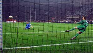 21. Mai 2008: Chelsea fehlt an diesem Abend im Luzhniki-Stadion von Moskau im Champions-League-Finale gegen Manchester United nur noch ein verwandelter Elfmeter zum größten Triumph der Klubgeschichte. Kapitän John Terry tritt an …
