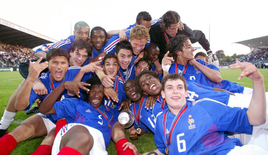 Bei der U17-Europameisterschaft 2004 gewann Frankreich im Finale mit 2:1 gegen Spanien, mit dabei waren einige Stars von heute. SPOX zeigt den Kader des französischen Teams.