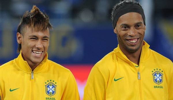 Ende 2011 prägten Ronaldinho und Neymar ein Spiel in Brasilien.