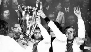 AFC AJAX 1971/72: Die Niederländer gewannen Anfang der 1970er Jahre dreimal in Serie den Landesmeister-Cup. Der zweite Triumph ging einher mit dem einzigen Triple der Vereinsgeschichte.