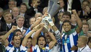 FC PORTO 2010/11: Bereits zum zweiten Mal sicherte sich der FC Porto 2011 das kleine Triple, bestehend aus Liga, Pokal und Europa League.