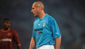 JAAP STAM von Manchester United zu Lazio (2001): Ferdinand kam, Stam ging. Der ehemals teuerste Verteidiger der Welt (kam 1998 für 18 Mio. Euro aus Eindhoven) ging nach einem Zoff mit Alex Ferguson nach Rom. Stam versuchte sich danach selbst als Trainer.