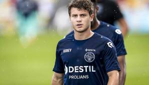 MATS KÖHLERT (Willem II): Durchlief sämtliche Jugendmannschaften des HSV und kam 18/19 ebenda zu seinem Profidebüt. Im Sommer 2019 zu Willem II transferiert und dort mit 6 Toren und 5 Vorlagen in 35 Spielen zum U21-Nationalspieler aufgestiegen.