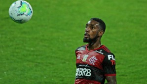 Der nicht für die WM Nominierte soll sich laut RMC Sport von seinen Kollegen verabschiedet haben. Eine Rückkehr zu Flamengo steht im Raum. 2021 ging er für 20 Millionen zu OM. Eine ähnliche Ablöse soll nun wieder fließen.