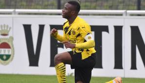 Youssoufa Moukoko (Borussia Dortmund): Der 15-Jährige schießt seine Gegner, die im Regelfall alle mit älteren Spielern auflaufen, nach allen Regeln der Kunst regelmäßig ab. Am 20. November wird er 16. Sein Bundesliga-Debüt rückt also näher.