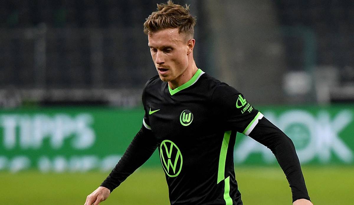 Yannick Gerhardt (26) bleibt dem Bundesligisten VfL Wolfsburg langfristig erhalten.