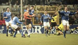 JENS LEHMANN: Er war am 20. Spieltag der Saison 1997/98 der erste BL-Torwart, der aus dem Spiel heraus traf. Ausgerechnet im Revier-Derby gegen Borussia Dortmund gelang dem damaligen Schalker per Kopf und in letzter Sekunde der 2:2-Ausgleichstreffer.