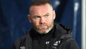 Dem von Wayne Rooney trainierten englischen Traditionsklub Derby County sind nach dem angelaufenen Insolvenzverfahren zwölf Punkte abgezogen worden.