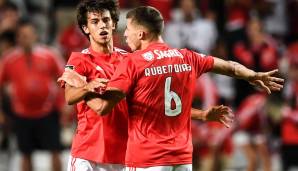 Seit einigen Jahren bringt Lissabon ein Mega-Talent nach dem anderen auf die europäische Fußballbühne. Halten können die Portugiesen die zukünftigen Stars meist nicht lange. SPOX zeigt die Benfica-Top-11 der noch heute aktiven Abgänge.