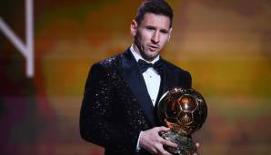 Nachdem der FC Chelsea den zweiten neuen Award für den besten Verein des Jahres erhielt, kam es zum Höhepunkt des Abends: Lionel Messi gewann zum siebten Mal in seiner Karriere den Ballon d'Or.