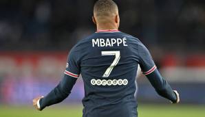 5. Kylian Mbappe (PSG, letzte Ausgabe: 5): 48 Tore, 31 Assists, gewann die Ligue 1 und die Nations League: Dieses Jahr wird es wohl nichts mit dem Ballon d'Or. Im nächsten Jahr kommt sein nächster Versuch, weiterhin im PSG-Trikot.