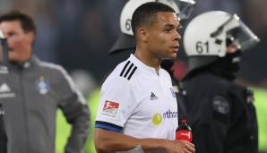 JAN GYAMERAH: Der Junioren-Nationalspieler echselt innerhalb der 2. Fußball-Bundesliga vom Hamburger SV zum 1. FC Nürnberg. Dies teilten beide Klubs am Freitag mit. Der Vertrag des 26-Jährigen bei den Hanseaten läuft am 30. Juni aus, er ist ablösefrei.