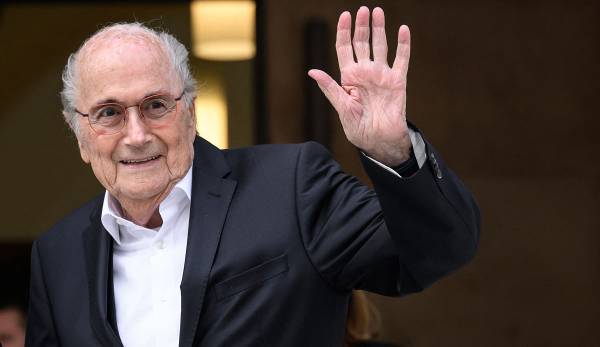 Sepp Blatter und Michel Platini kommen womöglich mit einer Bewährungsstrafe davon.