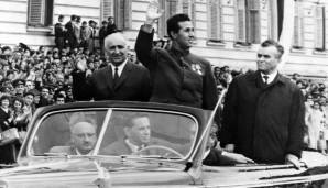 AHMED BEN BELLA: Insgesamt drei ehemalige Fußballer haben bisher ihr Heimatland regiert. Der ehemalige Marseille-Spieler fungierte nach Algeriens Unabhängigkeit als Premierminister (1962 bis 1963) und anschließend als Präsident.