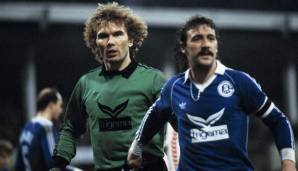 FC Schalke 04 1981: Weder der letzte Platz 1965 noch der Bundesligaskandal 1971, noch anhaltende finanzielle Probleme zwangen Schalke in die Knie. Auf rein sportliche Weise stieg man in den 1980ern drei Mal ab.