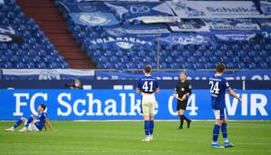FC Schalke 04 2021: Als einziger Verein haben es die Königsblauen gleich zweimal in diese Galerie geschafft. Saisonübergreifend blieben die Knappen 30 Spiele in Folge ohne Sieg, wobei man den Rekord von Tasmania Berlin nur um ein Spiel verpasste.