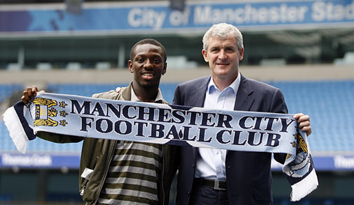 Shaun-Wright-Phillips (l.) kam vor der Saison für rund elf Millionen Euro von Chelsea zu ManCity