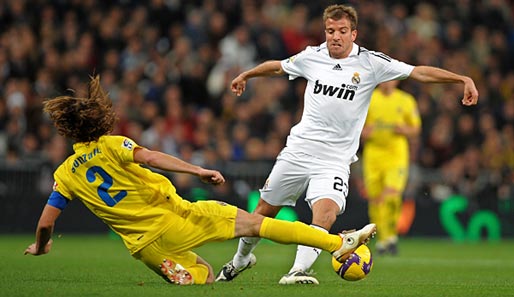 Rafael van der Vaart in Aktion: Nur selten konnte er bei Real Madrid sein Können zeigen