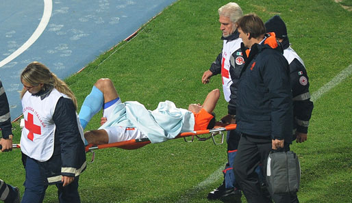 Robin van Persie zog sich im Freundschaftsspiel gegen Italien eine Verletzung am Knöchel zu