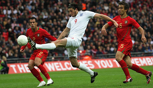 Andy Carroll (M.) erzielte in vier Spielen für die englische U-21-Nationalmannschaft zwei Tore