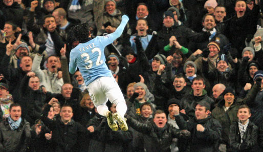 Carlos Tevez traf gleich dreimal für Manchester City gegen Blackburn