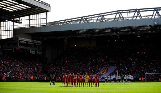 Der englische Rekordmeister FC Liverpool steht offiziell zum Verkauf