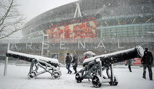 Wegen des Wintereinbruchs sind in England zahlreiche Spiele abgesagt worden