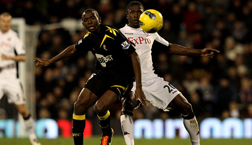 Fabrice Muamba (l.) könnte schneller als erwartet sein Comeback für die Bolton Wanderers feiern