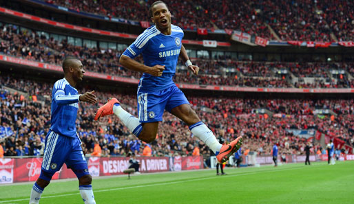 Chelsea-Goalgetter Didier Drogba (re.) jubelte nach seinem Treffer zum 2:0