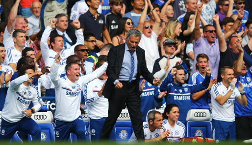 Jose Mourinho feierte gegen Hull eine emotionale Rückkehr an der Stamford Bridge