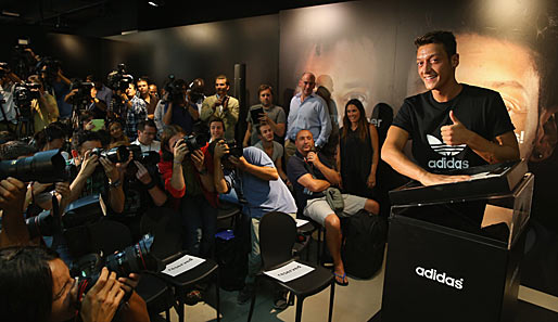 Mesut Özil wechselt nach drei Jahren bei Real Madrid zum FC Arsenal nach London