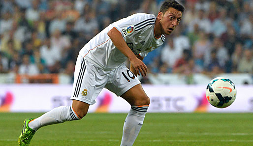 Der Verkauf von Mesut Özil zu Arsenal geht den Spurs gehörig gegen den Strich