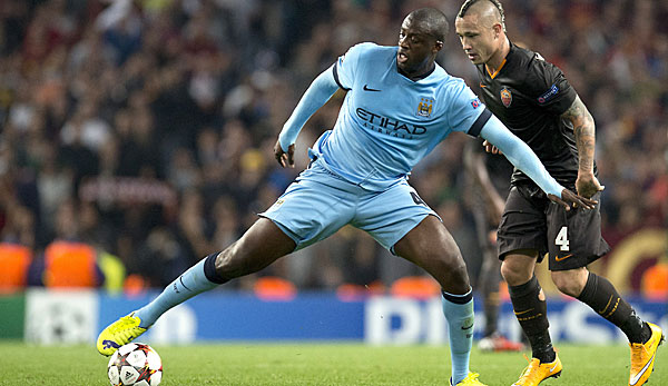 Yaya Toure (l.) könnte Manchester City nach vier Jahren velassen