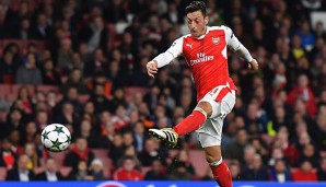 Spielt Mesut Özil künftig in Manchester?