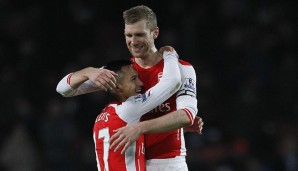 Per Mertesacker und Alexis Sanchez haben gemeinsam bei Arsenal gespielt