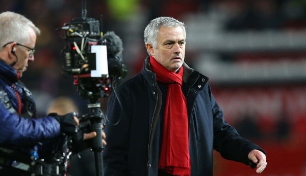 Jose Mourinho ist mit Manchester United im Titelrennen zurückgefallen