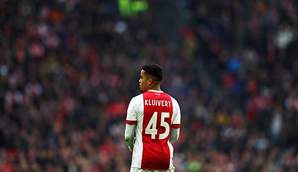 Justin Kluivert spielt für Ajax Amsterdam.