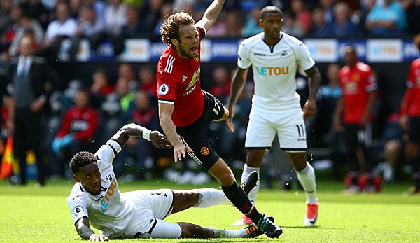 Manchester United gewann das Hinspiel bei Swansea City mit 4:0.