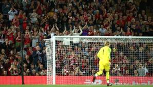 Bei seiner Einwechslung im Test gegen den FC Turin wurde Loris Karius von den Liverpool-Fans mit tosendem Applaus begrüßt.