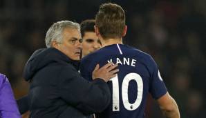 Jose Mourinho (l.) ist in Sorge: Harry Kane droht den Spurs länger zu fehlen.
