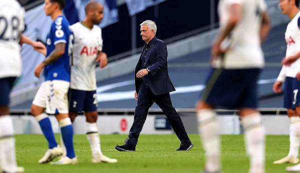 Jose Mourinho und Tottenham Hotspur verloren ihr Auftaktspiel in der Premier League gegen den FC Everton.