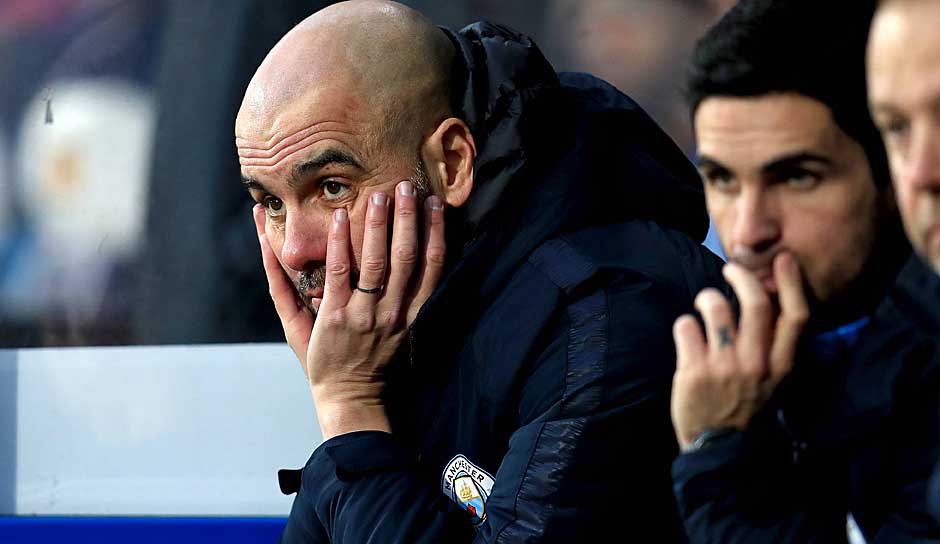 461,6 Millionen Euro an Ablösen hat Manchester City seit der Amtsübernahme von Pep Guardiola im Juli 2016 für elf Verteidiger auf dem Transfermarkt ausgegeben. Richtig glücklich wurde der Trainer mit seiner Defensivreihe aber bis heute nicht.