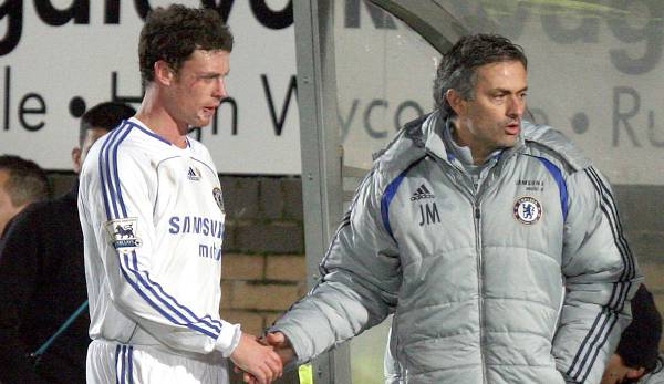 Wayne Bridge und Jose Mourinho gewannen 2005 gemeinsam die Premier League.