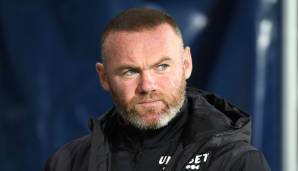 Das englische Fußball-Idol Wayne Rooney will seinem taumelnden Traditionsklub Derby County trotz Insolvenzverfahrens die Treue halten.