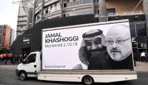 Blair McDougall, Politaktivist der Labour Party, hat mehr als 1200 Euro an Spenden gesammelt - und ist am Spieltag mit einem Plakatwagen durch Newcastle gefahren, auf dem ein Bild des ermordeten saudi-arabischen Journalisten Jamal Khashoggi prangte.