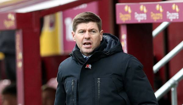 Steven Gerrard, neuer Trainer von Aston Villa, hat während der Pressekonferenz vor seinem ersten Liga-Spiel bestätigt, dass es für seine Profis ab sofort kein Ketchup mehr beim Essen gibt.