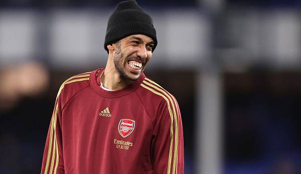 Der saudi-arabische Spitzenklub al-Nasr hat dem FC Arsenal ein Angebot für Stürmer Pierre-Emerick Aubameyang unterbreitet.