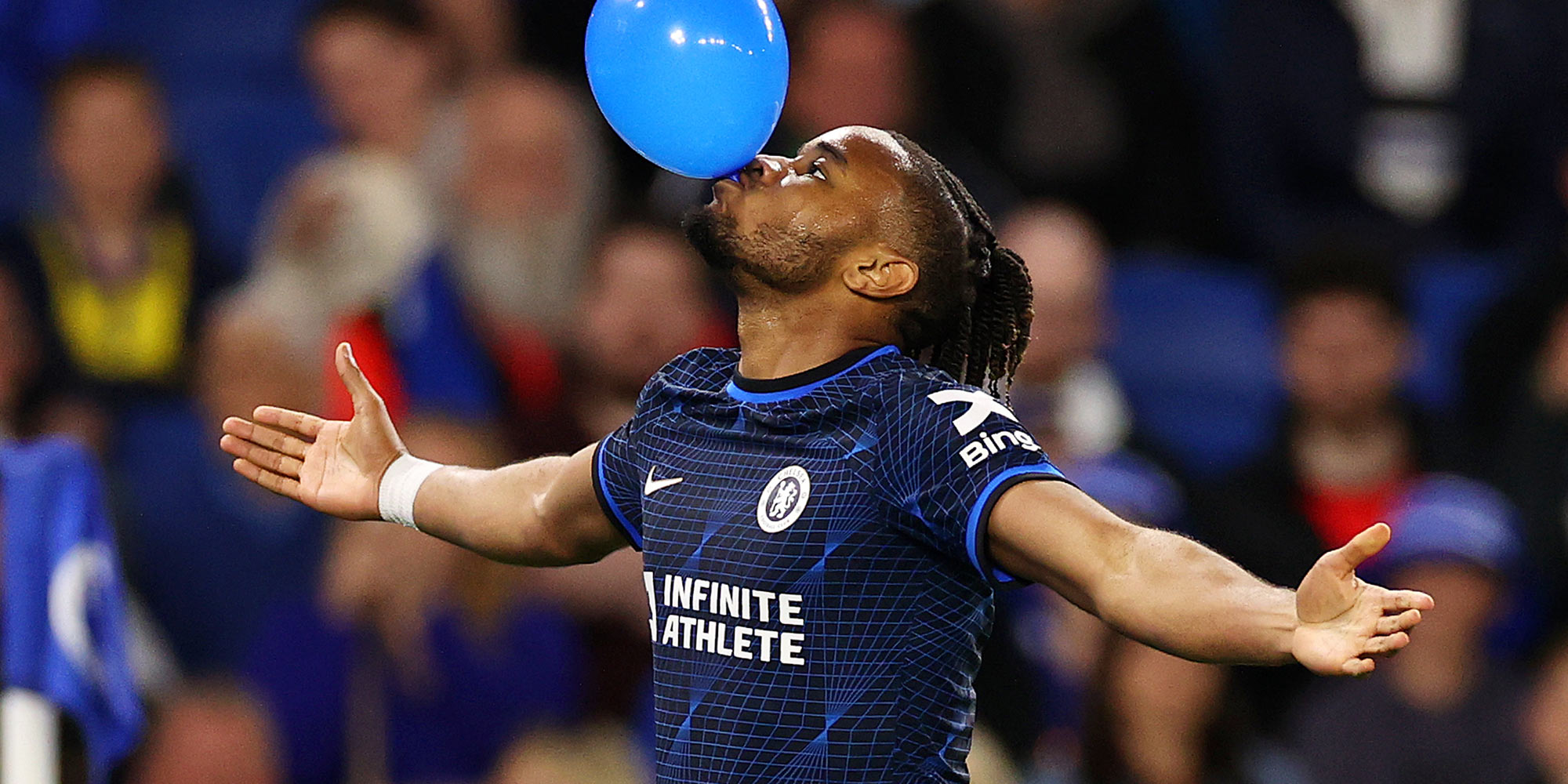 Christopher Nkunku, FC Chelsea, Luftballon